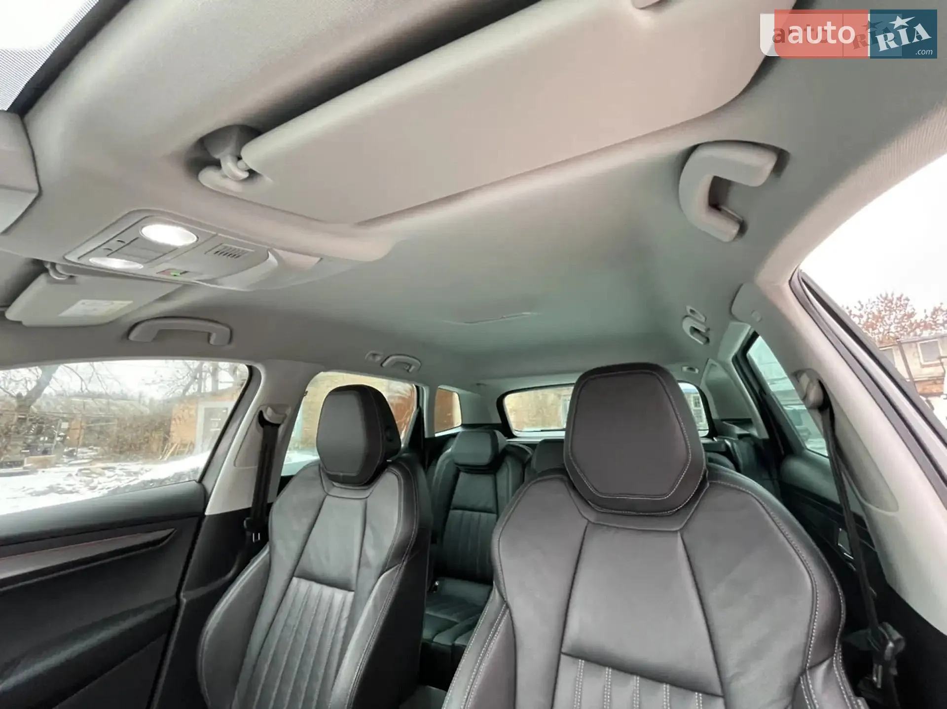 Skoda Karoq 2019 VIN TMBJG7NUXK2042624 фото оголошення 32 з 55