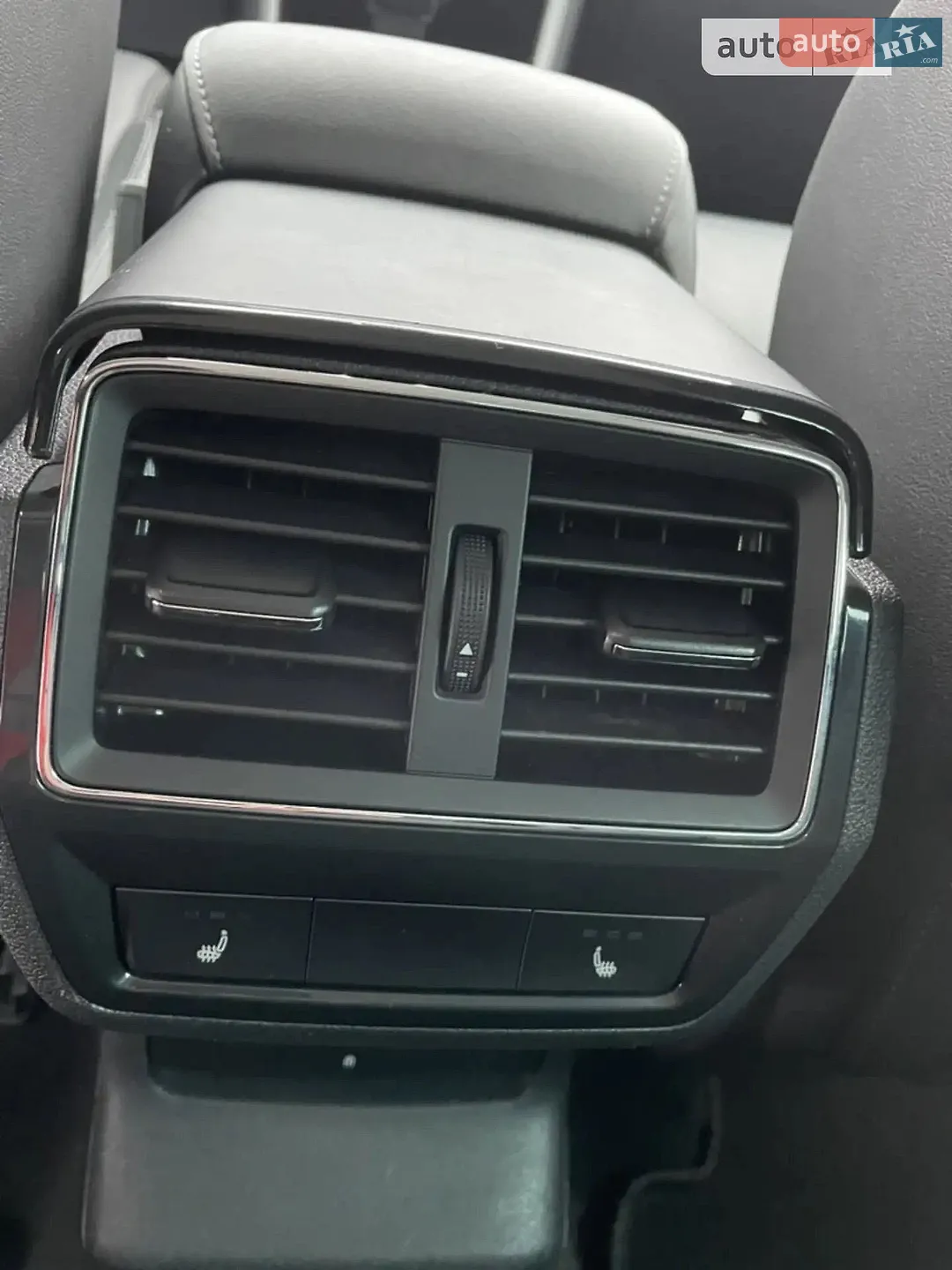 Skoda Karoq 2019 VIN TMBJG7NUXK2042624 фото оголошення 49 з 55