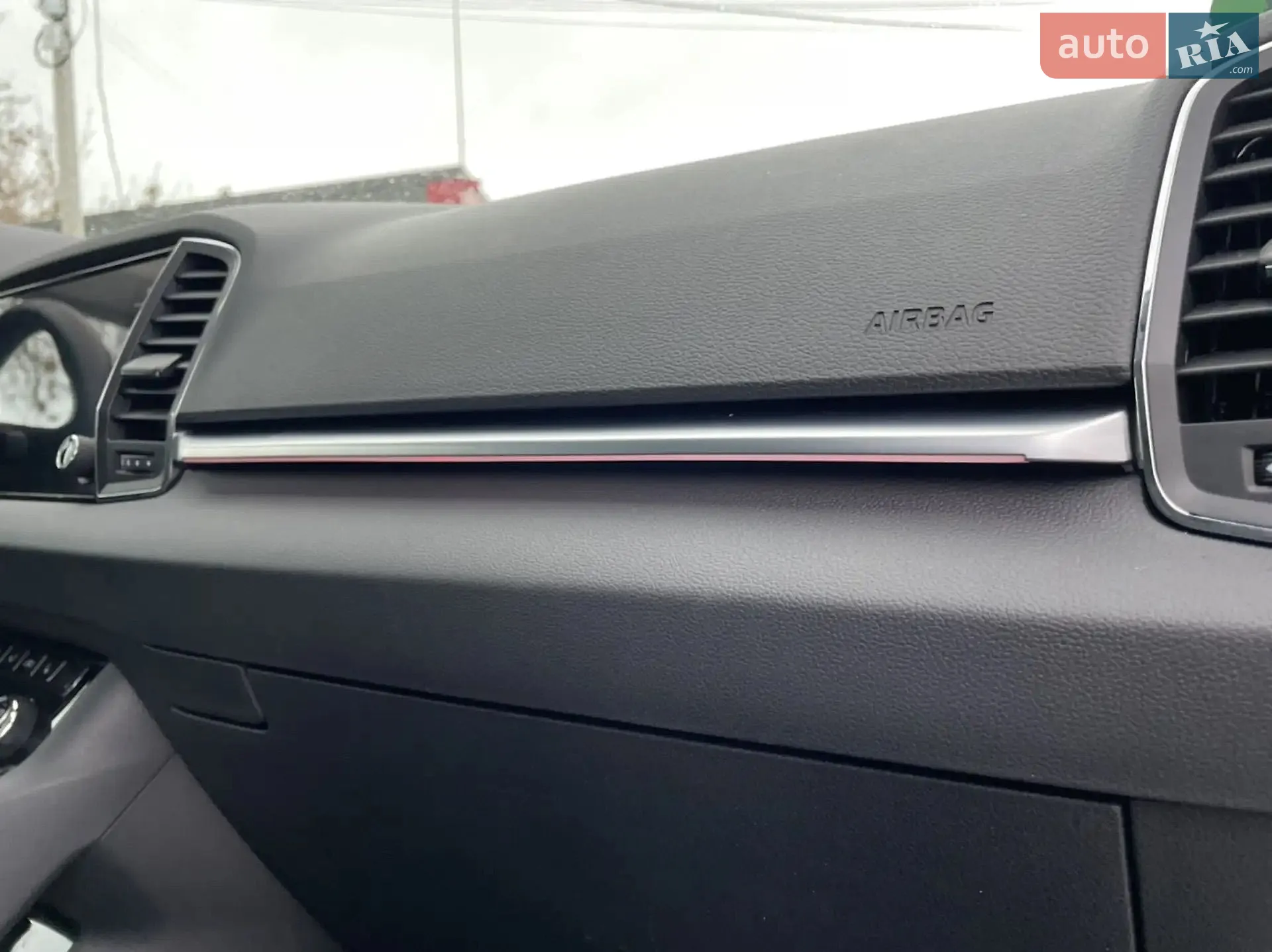Skoda Karoq 2019 VIN TMBJG7NUXK2042624 фото оголошення 45 з 55
