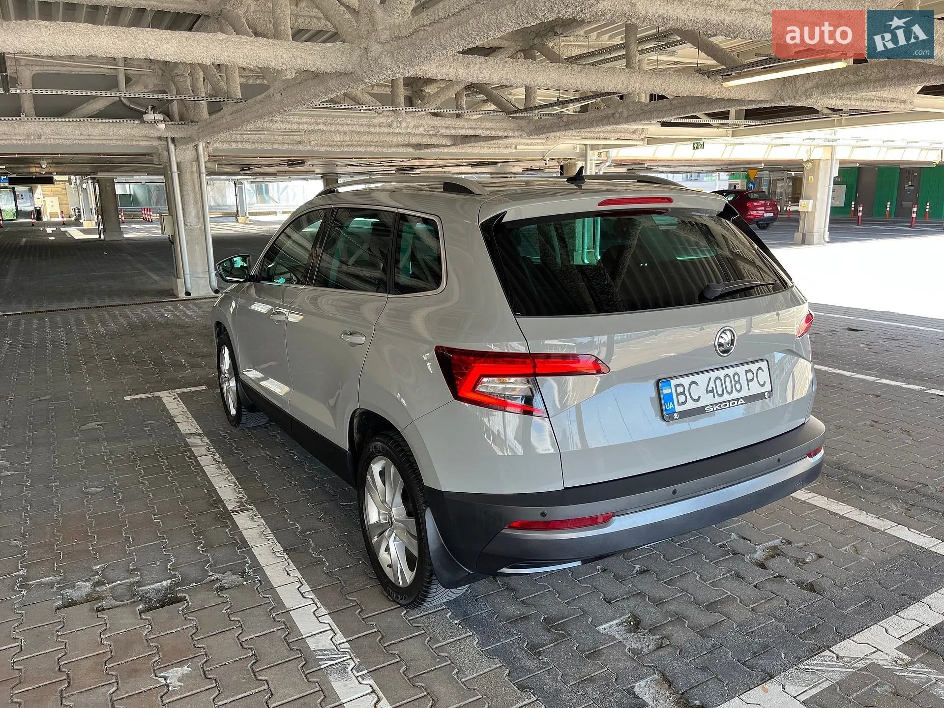 Skoda Karoq 2019 VIN TMBJG7NUXK2042624 фото оголошення 6 з 55
