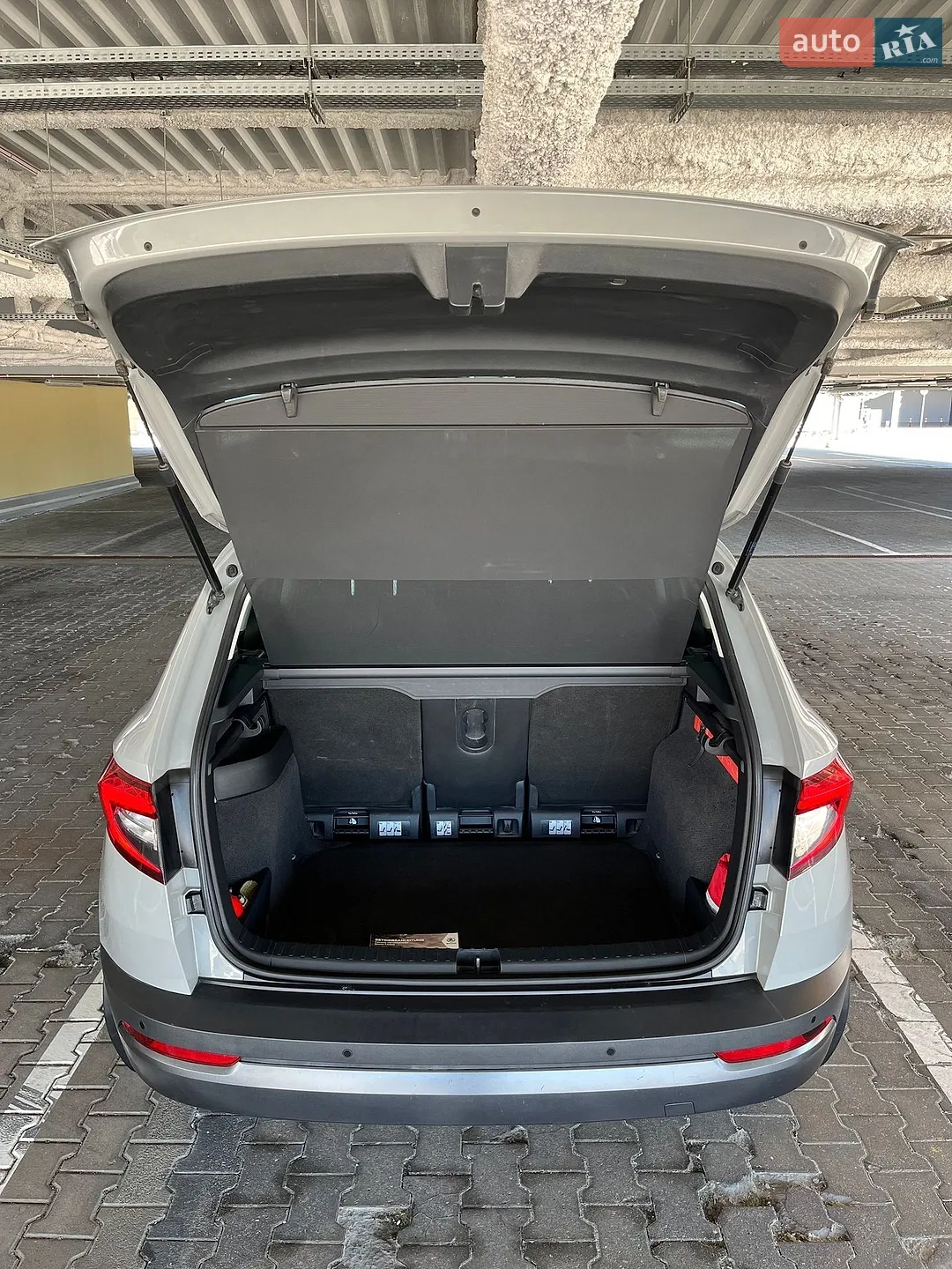 Skoda Karoq 2019 VIN TMBJG7NUXK2042624 фото оголошення 16 з 55