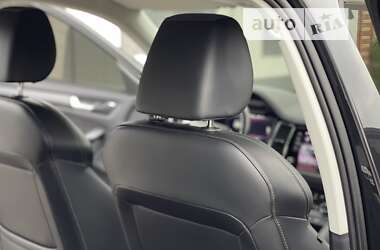 Позашляховик / Кросовер Skoda Kodiaq Scout 2019 в 