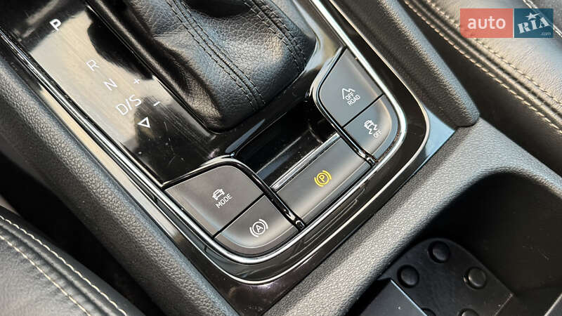 Позашляховик / Кросовер Skoda Kodiaq Scout 2018 в Сваляві