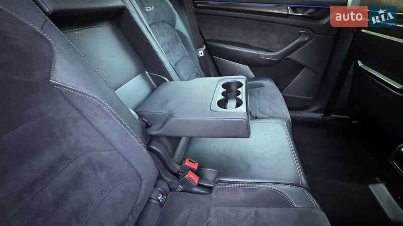 Позашляховик / Кросовер Skoda Kodiaq Scout 2018 в Сваляві