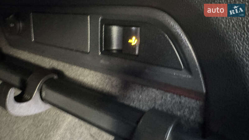 Позашляховик / Кросовер Skoda Kodiaq Scout 2018 в Сваляві