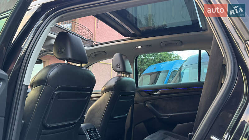 Позашляховик / Кросовер Skoda Kodiaq Scout 2018 в Сваляві