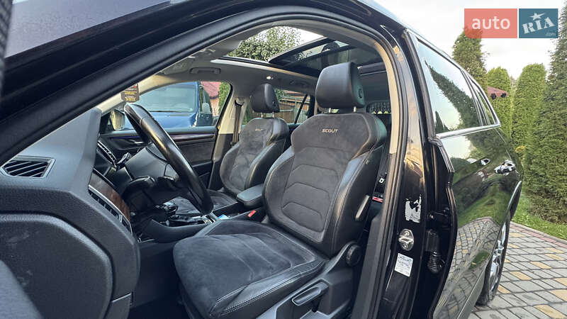 Позашляховик / Кросовер Skoda Kodiaq Scout 2018 в Сваляві