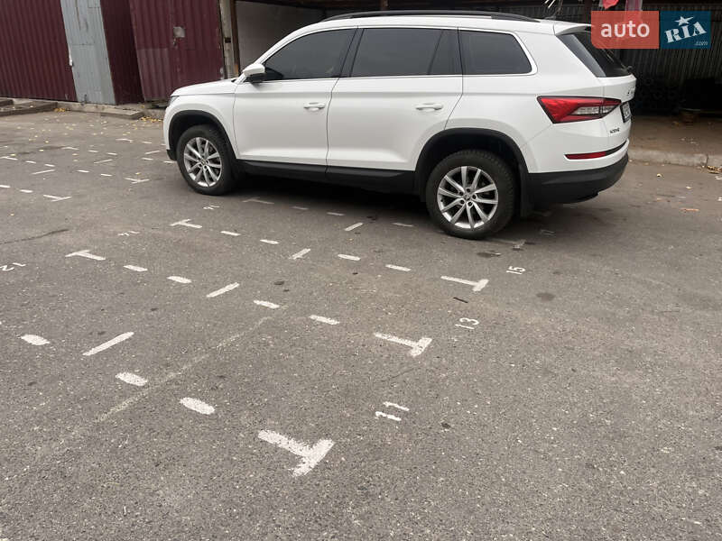 Позашляховик / Кросовер Skoda Kodiaq 2021 в Кривому Розі