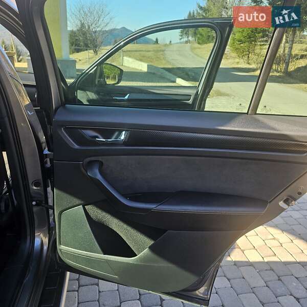 Позашляховик / Кросовер Skoda Kodiaq 2022 в Міжгір'ї