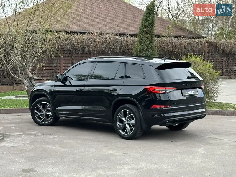 Позашляховик / Кросовер Skoda Kodiaq 2022 в 