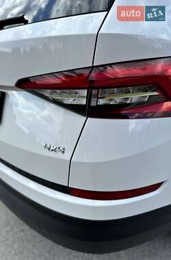 Позашляховик / Кросовер Skoda Kodiaq 2019 в 