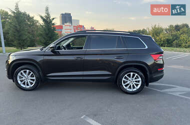 Внедорожник / Кроссовер Skoda Kodiaq 2021 в 