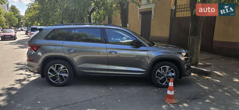 Внедорожник / Кроссовер Skoda Kodiaq 2024 в Харькове