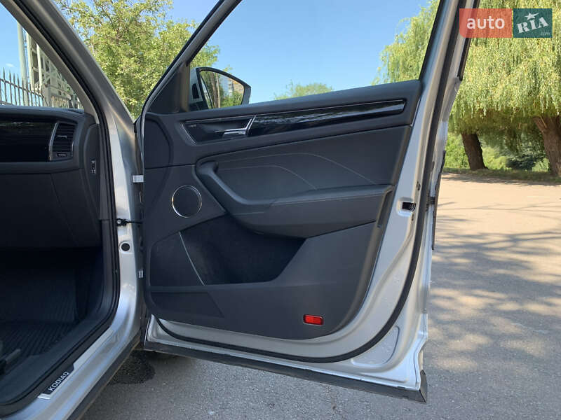 Внедорожник / Кроссовер Skoda Kodiaq 2023 в Кривом Роге