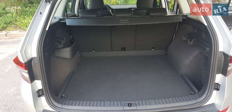 Внедорожник / Кроссовер Skoda Kodiaq 2024 в Киеве