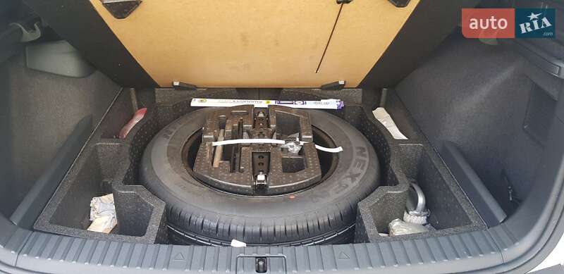 Внедорожник / Кроссовер Skoda Kodiaq 2024 в Киеве