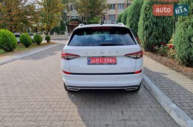 Внедорожник / Кроссовер Skoda Kodiaq 2021 в 