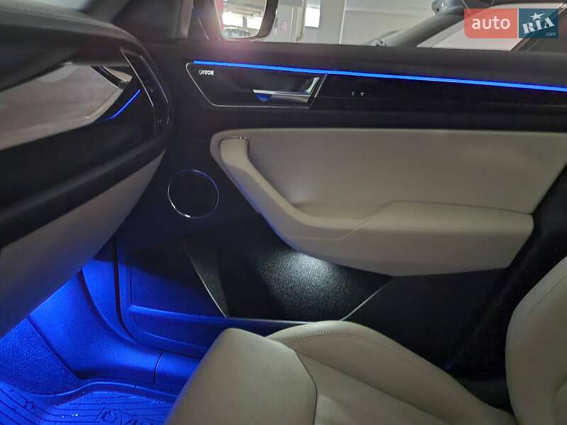 Внедорожник / Кроссовер Skoda Kodiaq 2022 в Вишневом