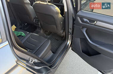 Внедорожник / Кроссовер Skoda Kodiaq 2021 в 