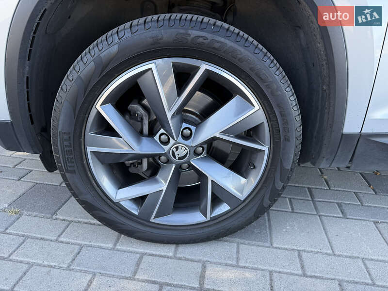 Внедорожник / Кроссовер Skoda Kodiaq 2021 в Днепре