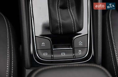 Внедорожник / Кроссовер Skoda Kodiaq 2021 в 