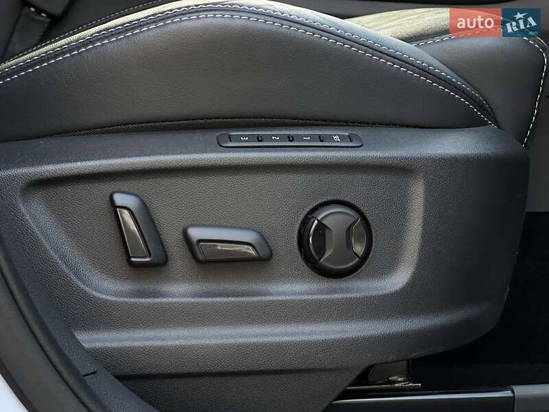 Позашляховик / Кросовер Skoda Kodiaq 2023 в Мукачевому