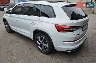Позашляховик / Кросовер Skoda Kodiaq 2021 в  фото 3 Позашляховик / Кросовер Skoda Kodiaq 2021 в