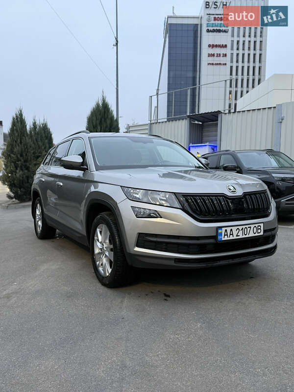 Позашляховик / Кросовер Skoda Kodiaq 2017 в Києві фото 4 Позашляховик / Кросовер Skoda Kodiaq 2017 в Києві