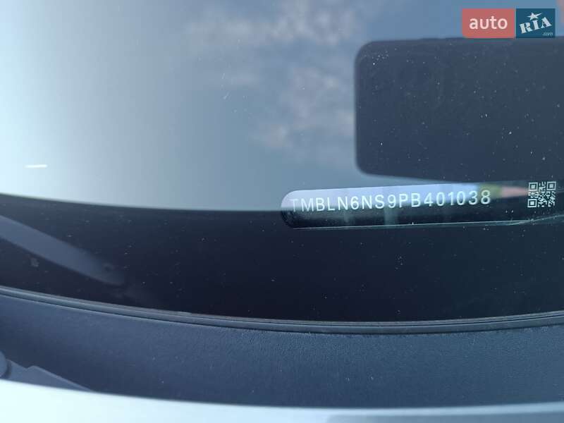 Позашляховик / Кросовер Skoda Kodiaq 2023 в  фото Позашляховик / Кросовер Skoda Kodiaq 2023 в