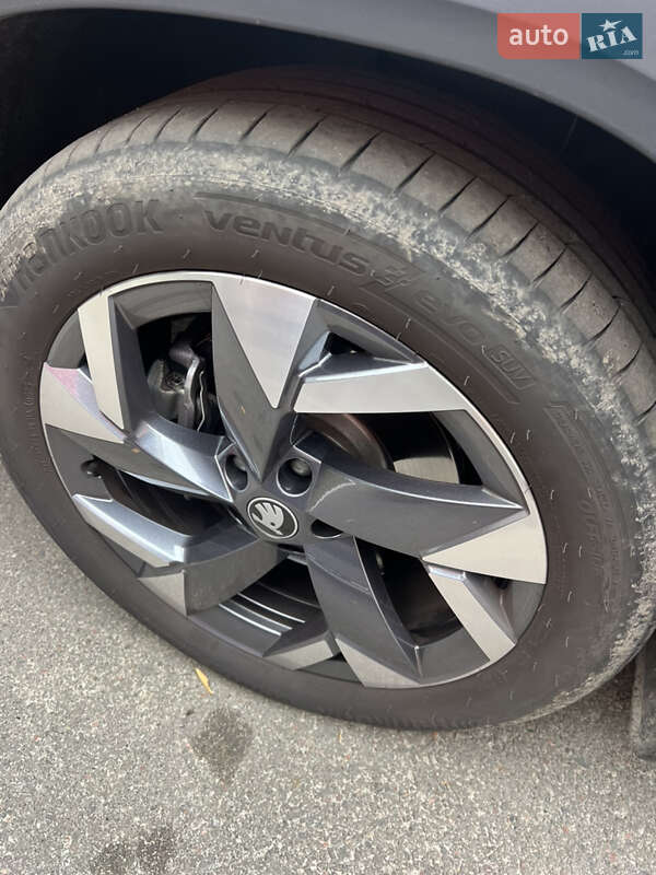 Позашляховик / Кросовер Skoda Kodiaq 2025 в Києві