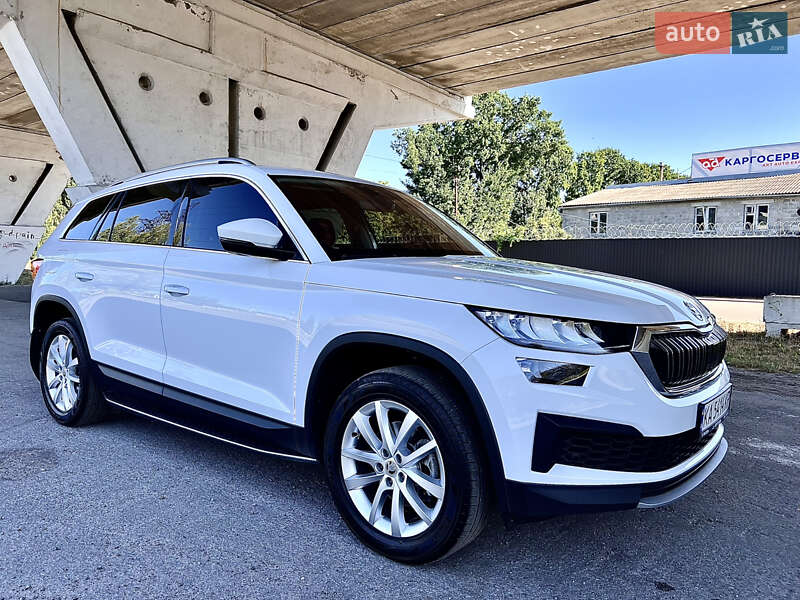 Внедорожник / Кроссовер Skoda Kodiaq 2023 в Киеве