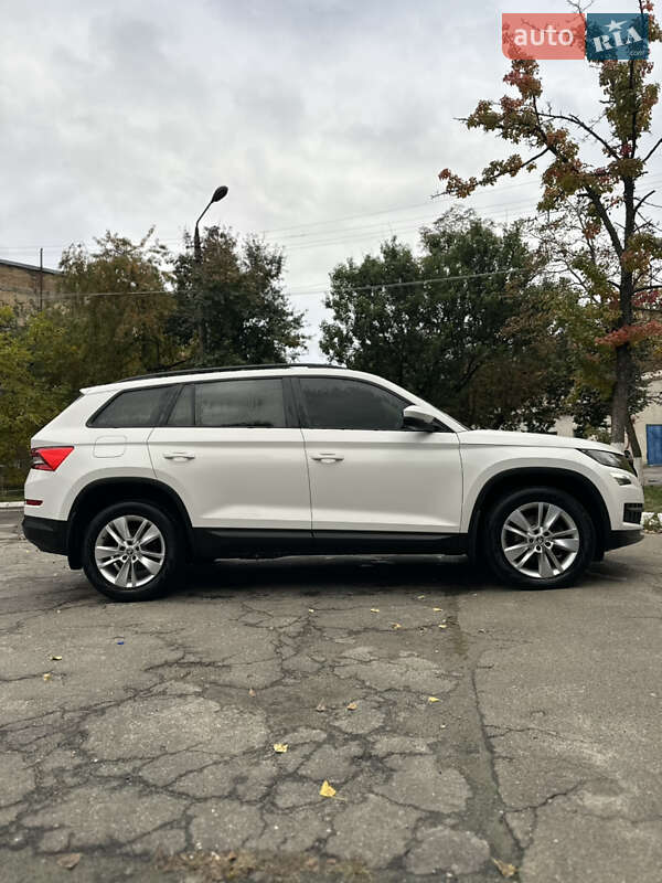 Позашляховик / Кросовер Skoda Kodiaq 2019 в Києві фото 7 Позашляховик / Кросовер Skoda Kodiaq 2019 в Києві