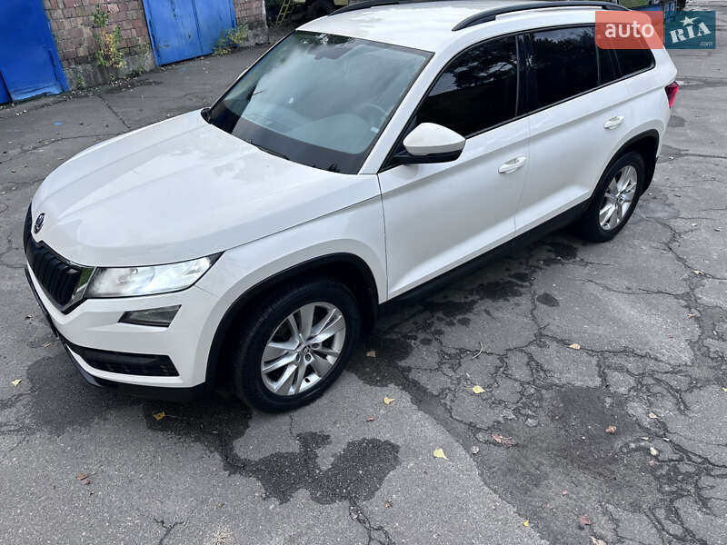 Позашляховик / Кросовер Skoda Kodiaq 2019 в Києві фото 41 Позашляховик / Кросовер Skoda Kodiaq 2019 в Києві