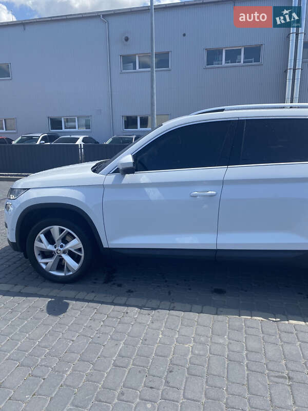 Внедорожник / Кроссовер Skoda Kodiaq 2017 в Мукачево фото 6 Внедорожник / Кроссовер Skoda Kodiaq 2017 в Мукачево