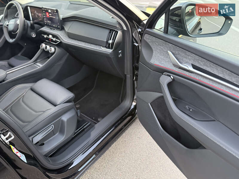 Позашляховик / Кросовер Skoda Kodiaq 2025 в Києві фото 32 Позашляховик / Кросовер Skoda Kodiaq 2025 в Києві