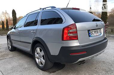 Универсал Skoda Octavia Scout 2008 в Нетешине