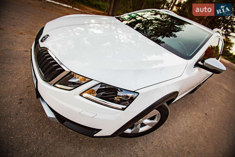 Универсал Skoda Octavia Scout 2017 в Львове