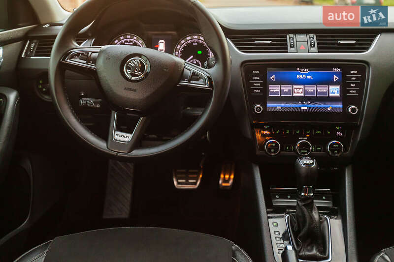Универсал Skoda Octavia Scout 2017 в Львове