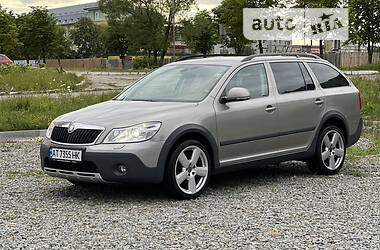 Универсал Skoda Octavia Scout 2010 в 
