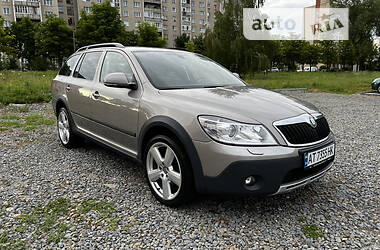 Универсал Skoda Octavia Scout 2010 в 