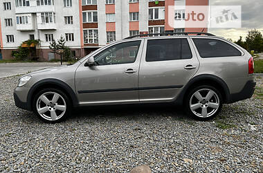 Универсал Skoda Octavia Scout 2010 в 