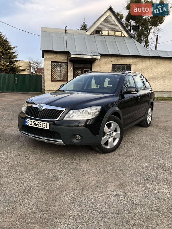 Skoda Octavia Scout 2011