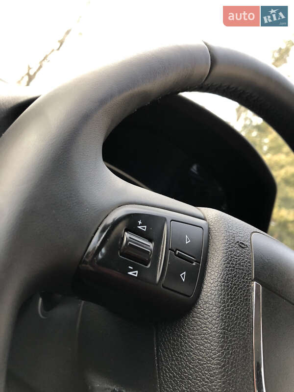 Универсал Skoda Octavia Scout 2011 в Бродах