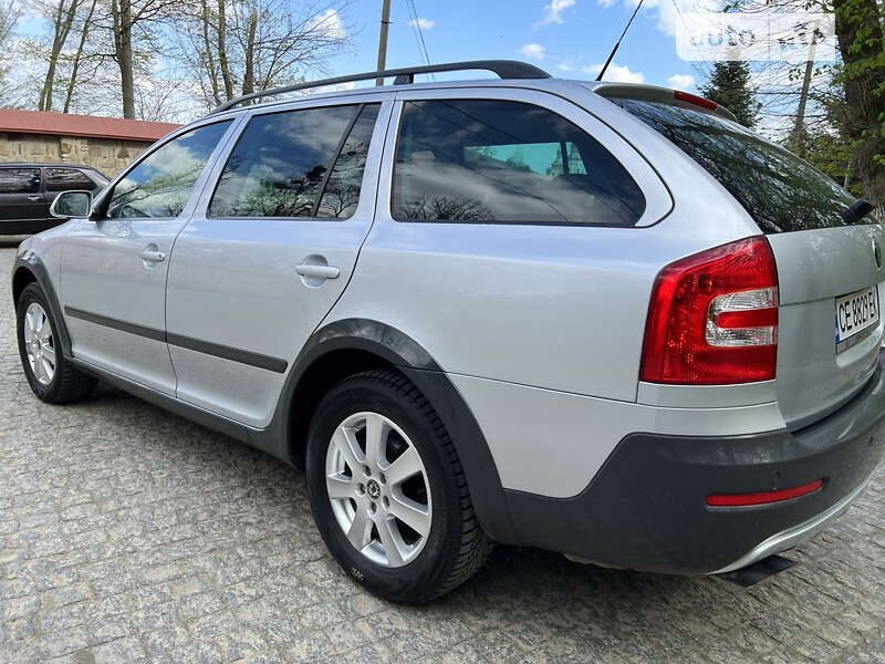 Універсал Skoda Octavia Scout 2008 в Чернівцях