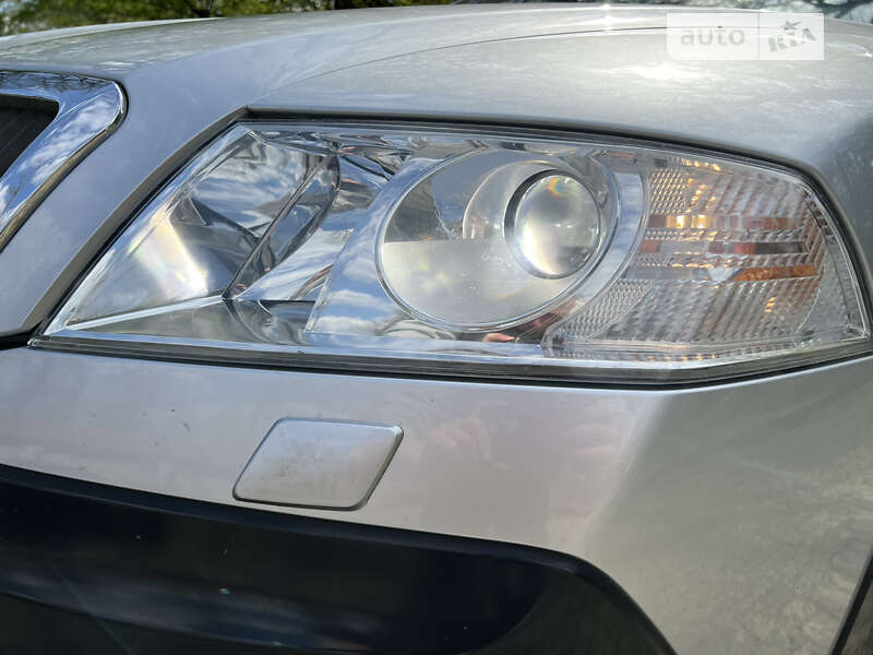 Універсал Skoda Octavia Scout 2008 в Чернівцях