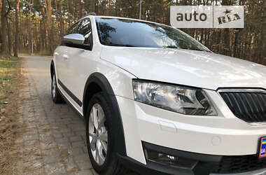 Универсал Skoda Octavia Scout 2015 в Львове