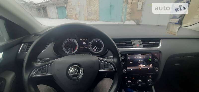 Универсал Skoda Octavia Scout 2017 в Новомиргороде