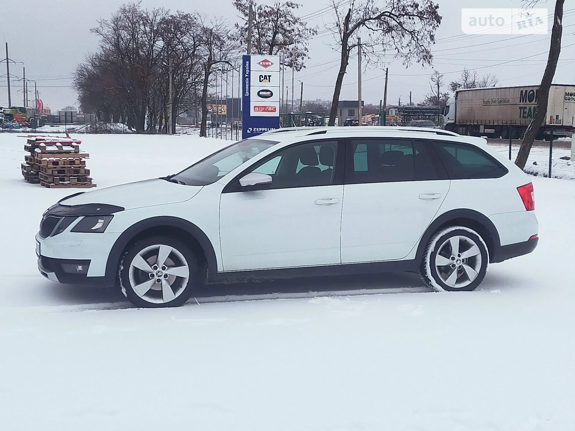 2017 Skoda Octavia - мініатюра 24
