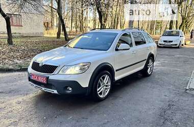 Универсал Skoda Octavia Scout 2012 в Ровно