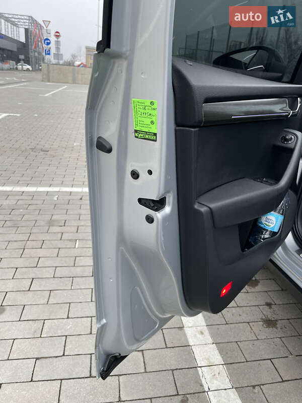 Универсал Skoda Octavia Scout 2017 в Первомайске